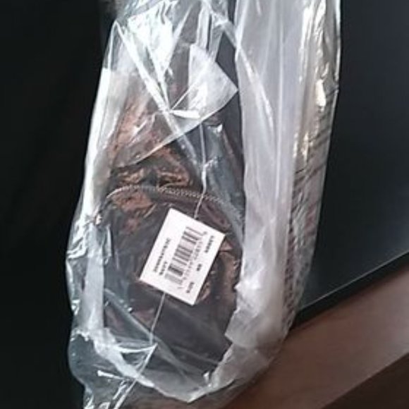 🔥Michael Kors Abbey Large Nylon Backpack Navy🔥 - Picture 4 of 10